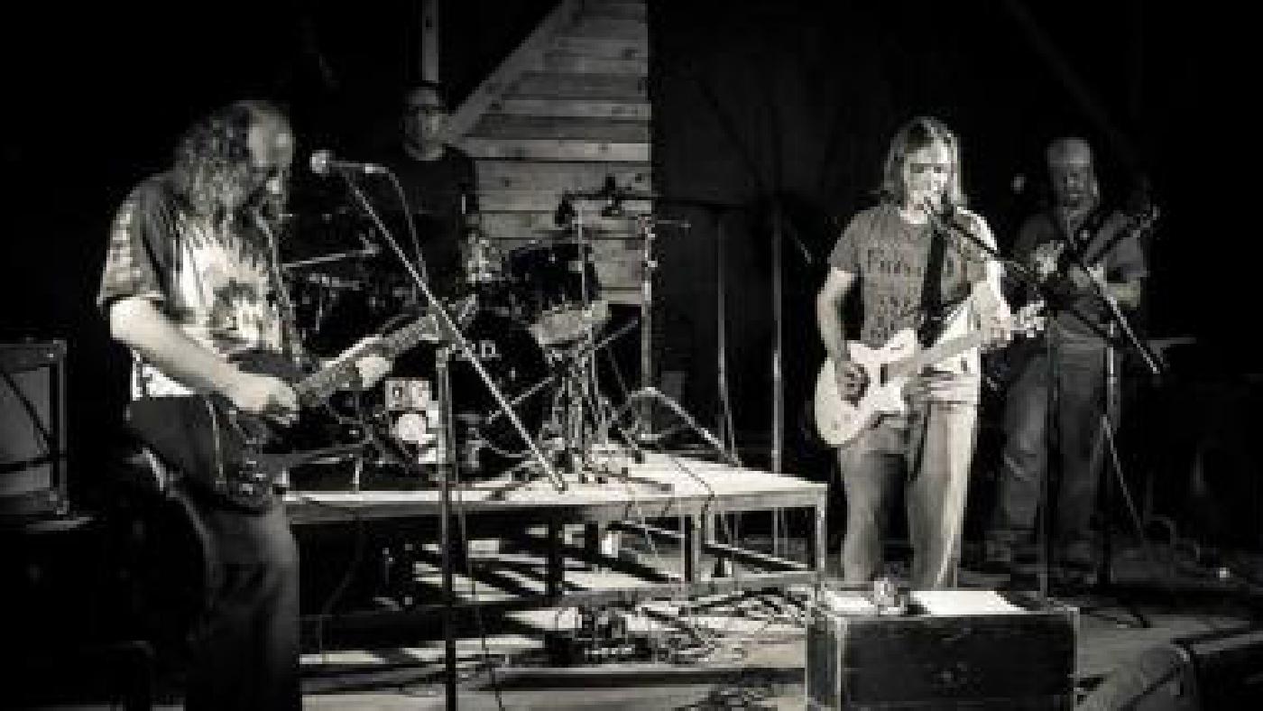 JONATÁN uvádí: „Besídky v podzemí – 2. díl“